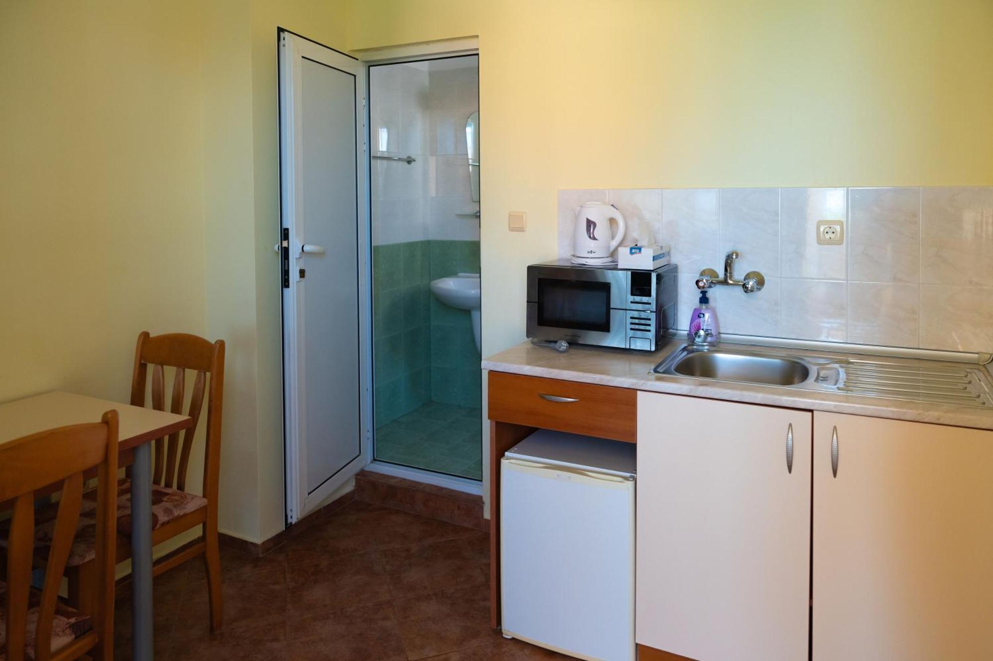 Zlatna Ribka Hotel Chernomorets Ngoại thất bức ảnh